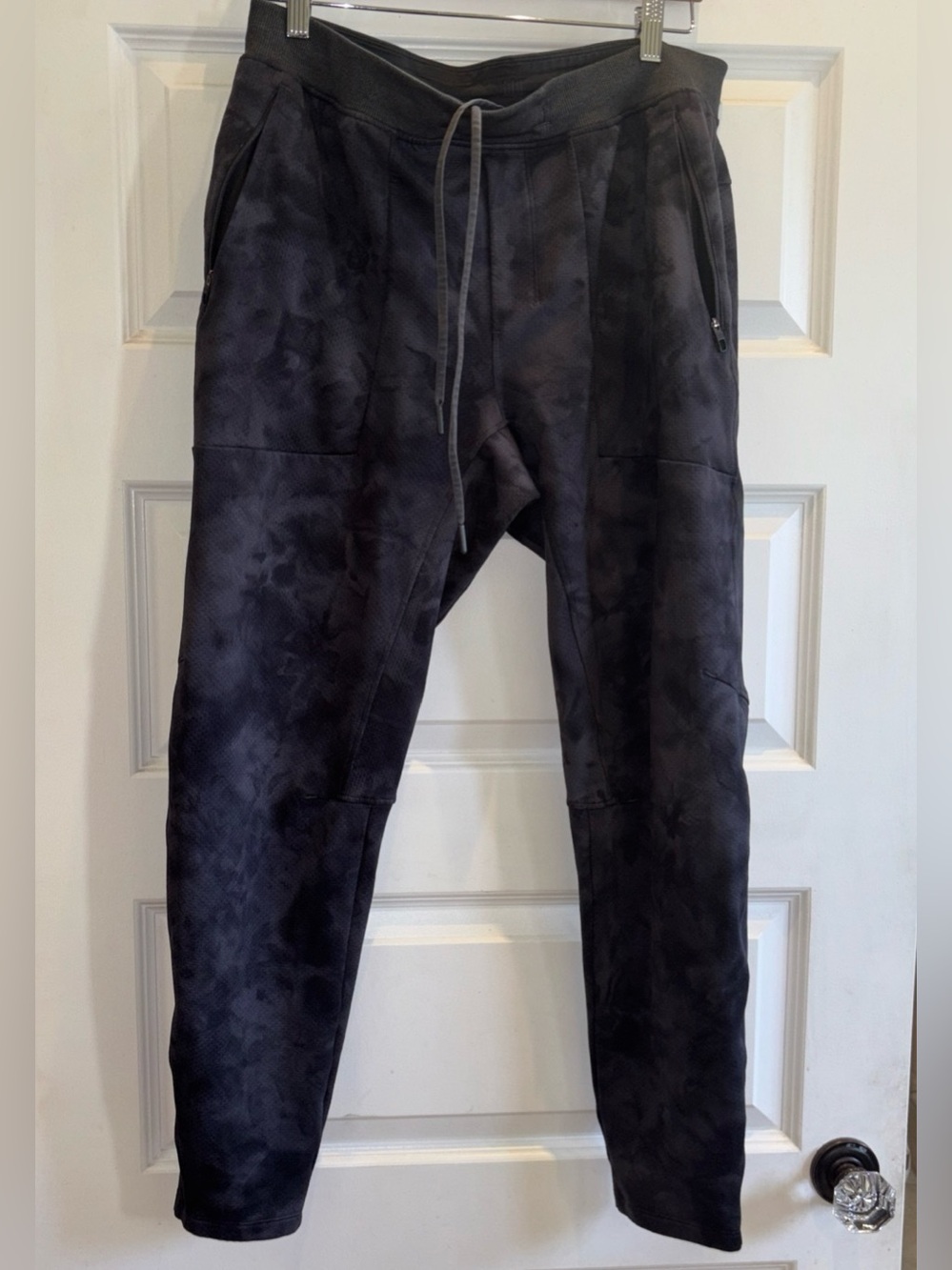 Lululemon Men's Textured Tech Diamond Dye Gray Black Pants Jogger Sz XL Perform